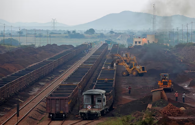India's iron ore pellet makers seek curbs on Iranian imports via Oman
