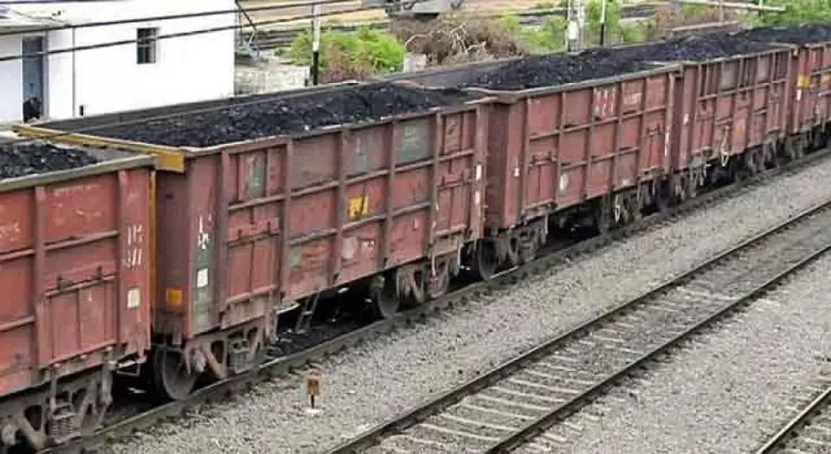 Coal India Targets 900 MT Output in FY26 to Cut Imports.