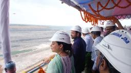 Coal Minister eyes 1.53 Billion Tons production, distance from Russian ventures